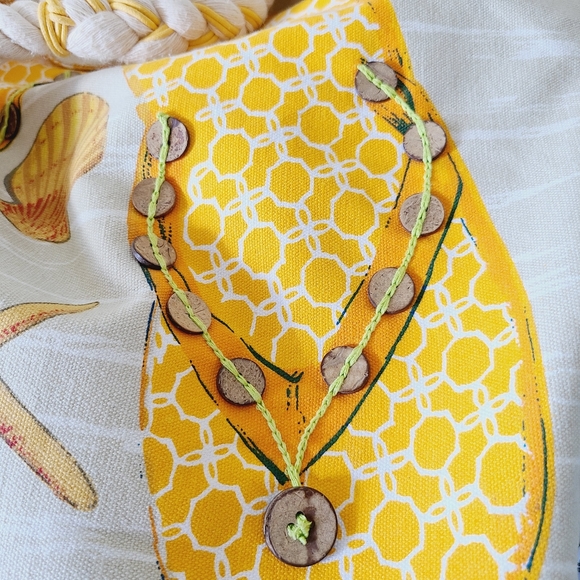 Paul Brent Gone to the Beach canvas bag w/ thick rope straps and zipper closure - Picture 5 of 12